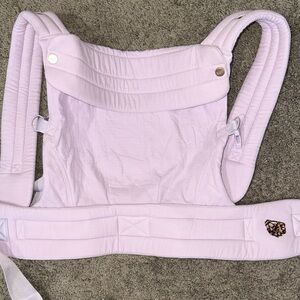 Mabe Lilac carrier from the monarch collection